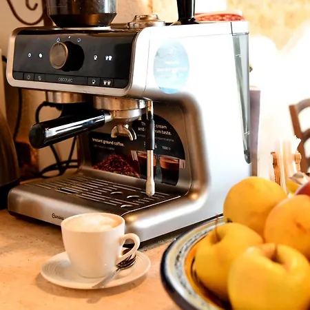 בית חווה Fattoria La Traccia *